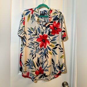 🦋 HEIMISH USA Red Floral Tunic  size xlarge